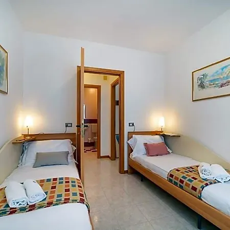 Hotel With Shared Pool By Beahost 3*